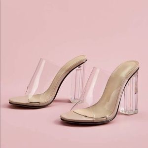 ❌ITEM HAS SOLD❌ Clear Chunky Heels/Mules
